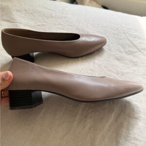Zara almond toe Women's Shoes